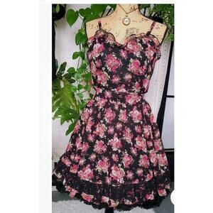 Tripp Nyc Daang Goodman Romantic Rose Garden Floral Dress Size S Lace Trim Goth